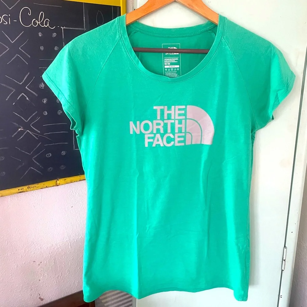 The North Face, size Medium, T-shirt - Picture 2 of 5